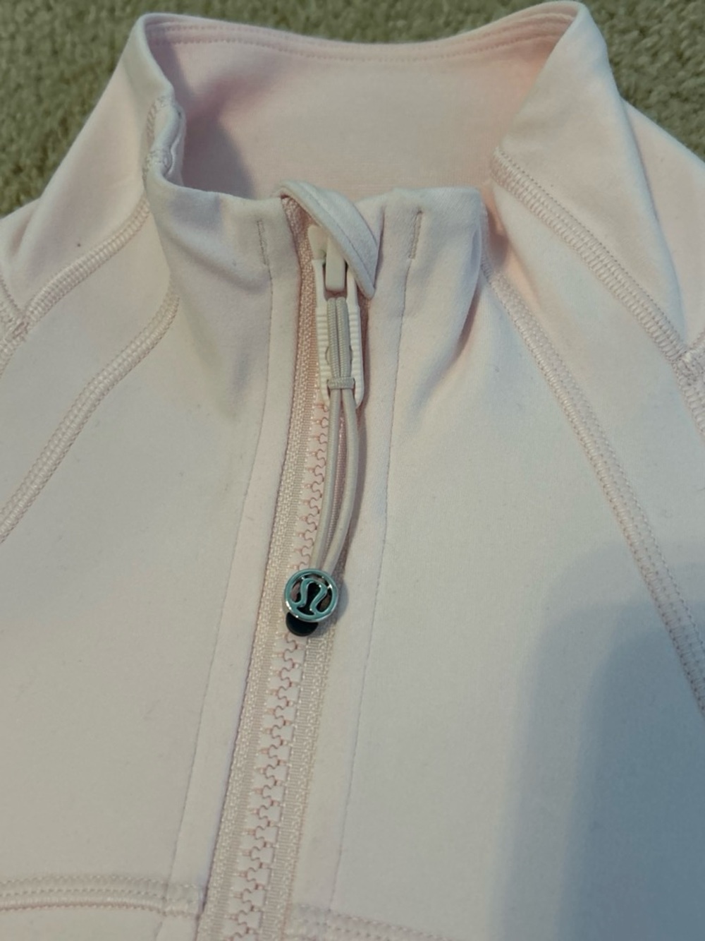 lululemon jacket - Picture 4 of 4